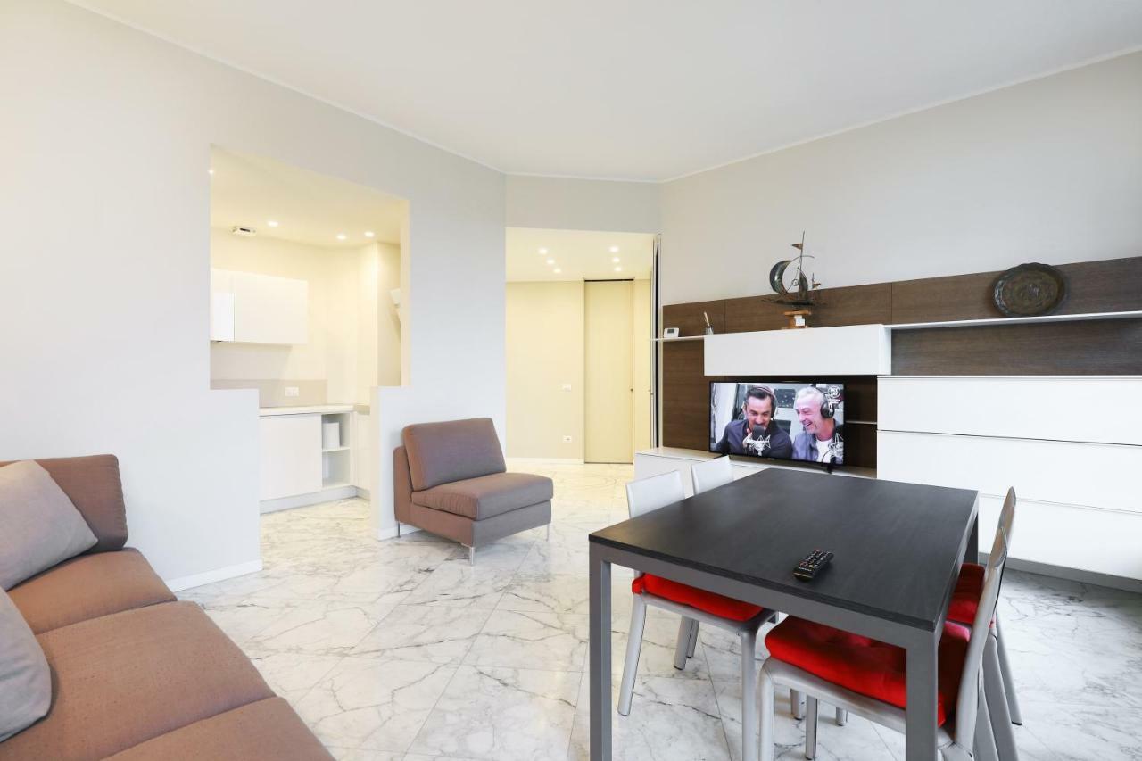 מילאנו Duomo Luxury Apartment מראה חיצוני תמונה